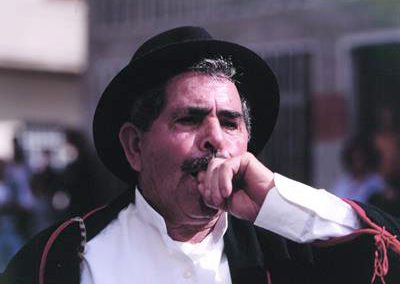 Silbador Domingo Hernández Santos, Foto de Archivo